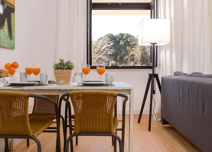 Center Gardens Apartman *
