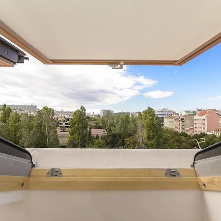 Apartment Gulbenkian Gardens *