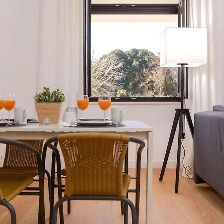 Gulbenkian Gardens Apartment *