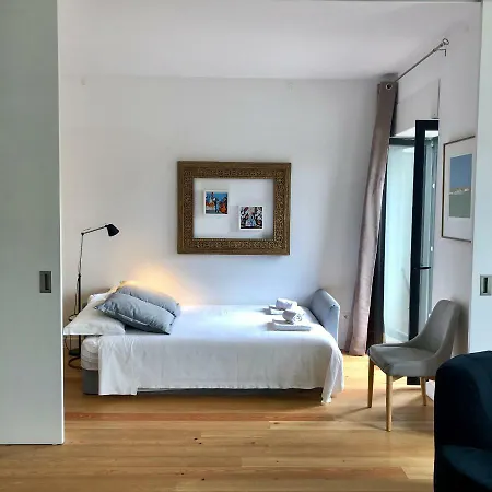 Center Gardens Apartments * Lisbon